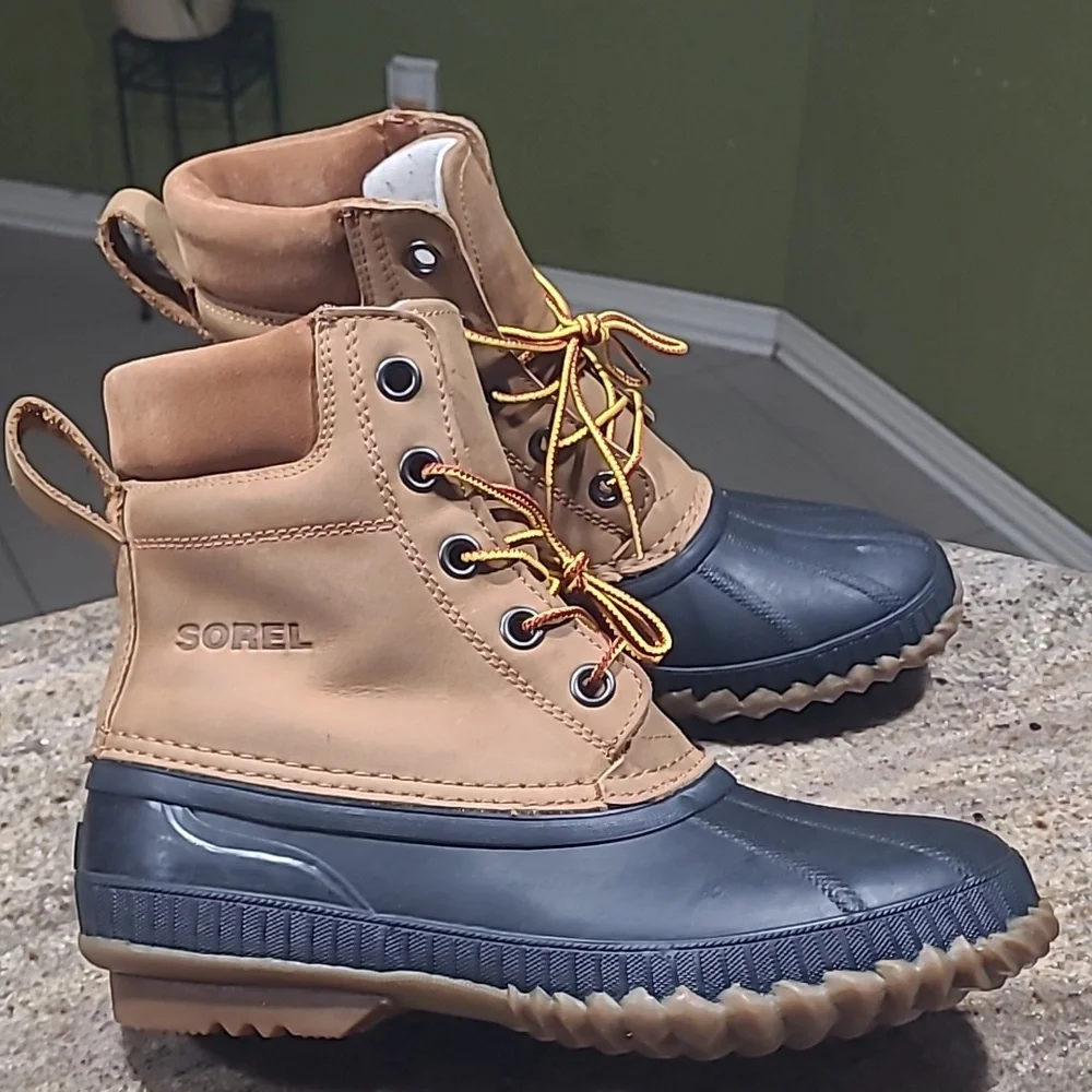 Sorel Cheyanne II Lace Boots - Tan Leather Size 8